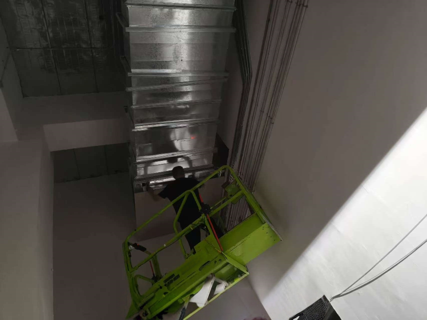 pipe lines maintenance in Manufacturing Plant